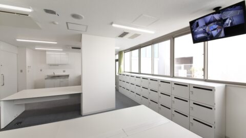 書類や備品を効率的に管理できるスペース