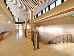 納入事例に松田町立松田小学校を追加しました。