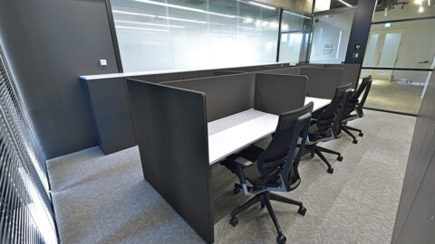 研究や資料作成に没頭できる個別ブース