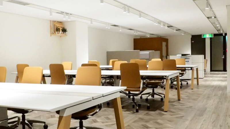 業務効率を高めた多目的スペース
