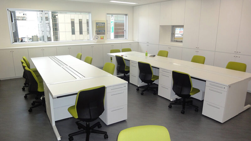 民間学習塾の教室レイアウト