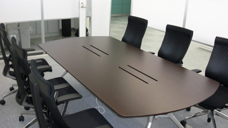 業務ミーティングや打合せに適した会議スペース