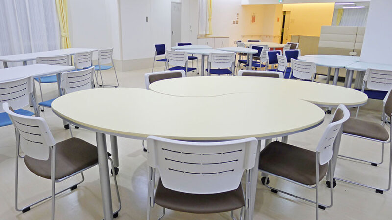 複数人での会話や食事がしやすい空間