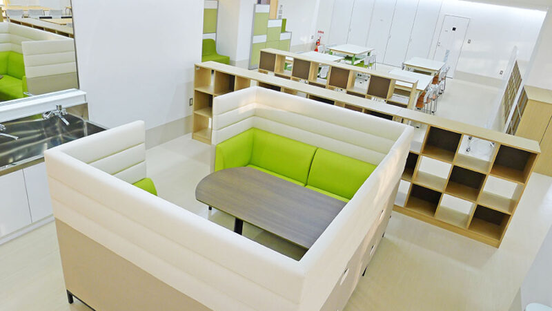 半個室型コミュニケーションスペース