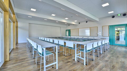大人数の研修などに対応できるスペース